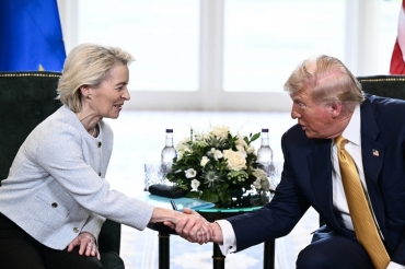 1771456-ursula-von-der-leyen-et-donald-trump-le-27-juillet-2025.jpg