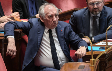 image_0931529_20250908_ob_6bc1bf_bayrou-battu.png