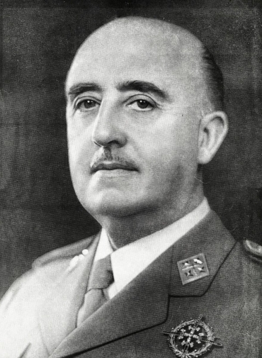 RETRATO_DEL_GRAL._FRANCISCO_FRANCO_BAHAMONDE_(adjusted_levels).jpg