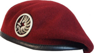 IL20240731162951-beret-amarante-para-929x522.png