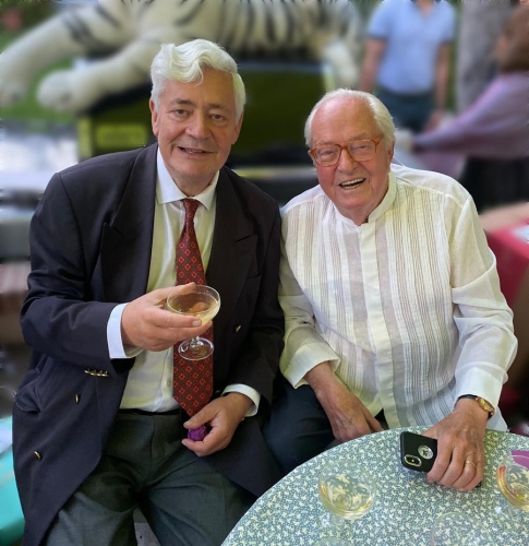 jean-marie-le-pen-bruno-gollnisch-9900000000079e3c.jpg